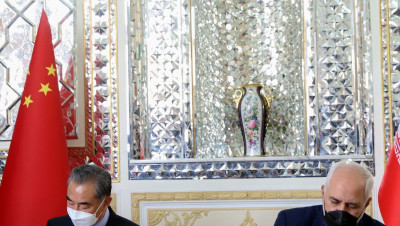 "إيران ليست للبيع".. هل تشعل "اتفاقية التعاون" مع الصين موجة احتجاجات جديدة؟