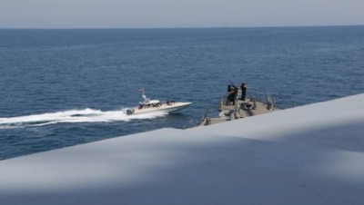 مسؤول أمريكي يكشف: إسرائيل أخطرت واشنطن باستهداف السفينة الإيرانية