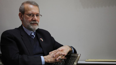 "علي لاريجاني" يحاجج مجلس صيانة الدستور لمعرفة أسباب استبعاده من الانتخابات