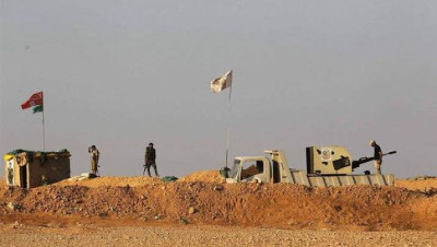 قصف جوي يستهدف مستودع سلاح بقاعدة عسكرية إيرانية شرق سوريا