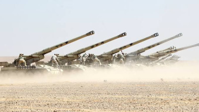 ميليشيات إيران تجدد قصفها على قاعدة حقل العمر في ديرالزور