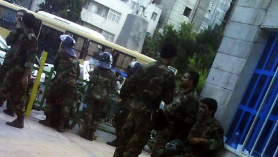 قتلى وجرحى باحتجاز رهائن غرب إيران