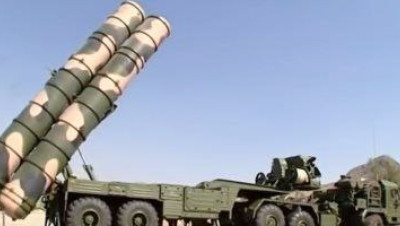 ما هدف روسيا من محاولة إسقاط طائرة إسرائيلية في الأجواء السورية؟