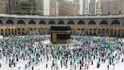 السعودية ترفض لقاح "بركات" الإيراني وتعيد تلقيح الحجاج الإيرانيين