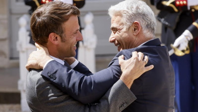 الملفان اللبناني والإيراني على طاولة مباحثات إسرائيلية ـ فرنسية