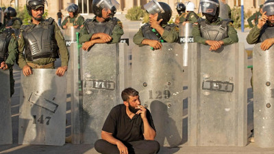 بالتزامن مع ذكرى اندلاع انتفاضة تشرين.. هل تصل ارتدادات انتفاضة إيران إلى العراق؟