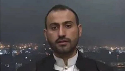 بالفيديو.. انشقاق مسؤول لدى الحوثيين ووصوله إلى مأرب