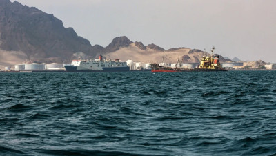 إدانات عربية لهجوم الحوثيين على ميناء الضبة النفطي في اليمن