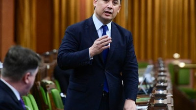 كندا وبريطانيا تحذران من محاولة مسؤولي النظام الإيراني التوجه إليهما كـ"ملاذ آمن"