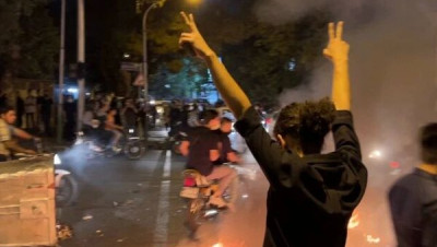 أوسع إضرابات ومظاهرات في طهران ومحافظات إيرانية عدة منذ اندلاع الاحتجاجات