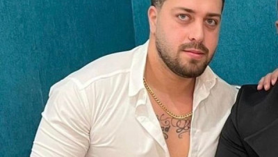 الأمن الإيراني يقتل شابا وهو برفقة خطيبته أثناء فرحه بخسارة منتخب إيران