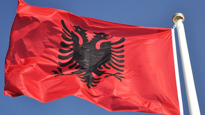 محكمة ألبانية تصدر حكما بالسجن 10 سنوات على إيراني
