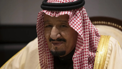 الملك سلمان يوجه دعوة للرئيس الإيراني لزيارة السعودية