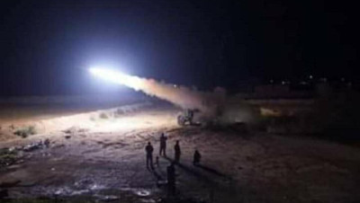 فصيل مدعوم من إيران يتبنى قصف القاعدة الأمريكية في الحسكة