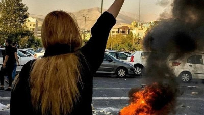 عقوبات بريطانية أمريكية أوروبية على إيران والأخيرة ترد