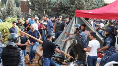 اللبنانيون يرفضون كلمة نصرالله بعد تلويحه بحرب أهلية وتخوين الحراك