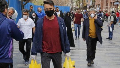 إيـران.. حصيلة رسمية لوفيات وإصابات "كورونا" ورجل دين يبتكر "زيتا" للعلاج! (فيديو)