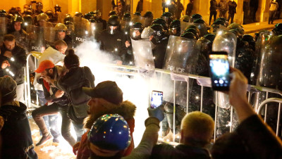 لبنان.. مظاهرات أمام البرلمان والحريري يرفض تشكيل الحكومة