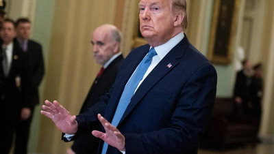 حبر على ورق.. عقوبات إيرانية تطال ترامب ومسؤولين أمريكيين