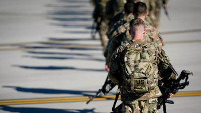 العراق.. ما حقيقة انسحاب القوات الأمريكية من قاعدة الحبانية؟