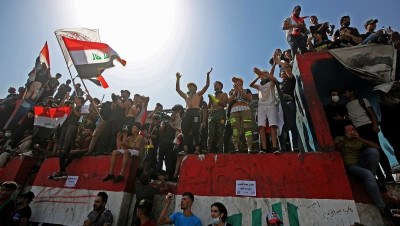 نشطاء العراق يستعدون لإحياء الذكرى السنوية الأولى لثورة تشرين