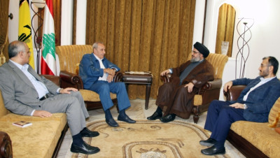 "الثنائي الشيعي" في لبنان.. هل يفككه الجوع والحصار؟