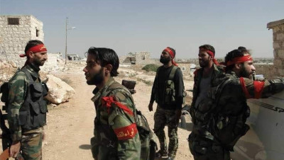 سوريا.. صراع مسلح يمتد من ديرالزور إلى حماة بين ميليشيا إيرانية وفرع أمني مدعوم من روسيا