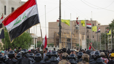 وزير عراقي سابق يحذر من انقلاب عسكري يقوده نائب صدام حسين