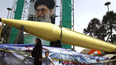 مصدر استخباراتي: إيـران على مقربة من إنتاج أول قنبلة نووية