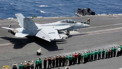 الأمريكيون يؤيدون ضربة عسكرية ضد إيران