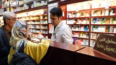 جمعية الصيادلة الإيرانية: المهنة تواجه وضعا حرجا ولا سيولة