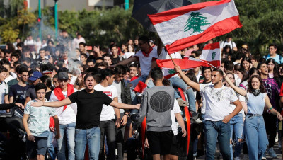 ردا على مماطلة السلطات.. دعوات لإضراب عام في لبنان الثلاثاء