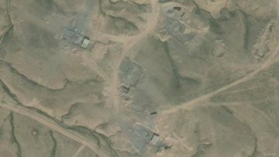 منصات صواريخ تصل إلى أكبر القواعد الإيرانية في سوريا