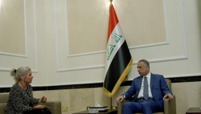 الكاظمي يبحث مع بلاسخارت الانتخابات المبكرة