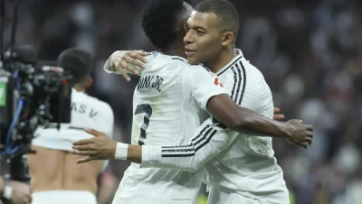 ريال مدريد يهزم جيرونا بثنائية ويواصل مطاردة برشلونة على الصدارة (فيديو)