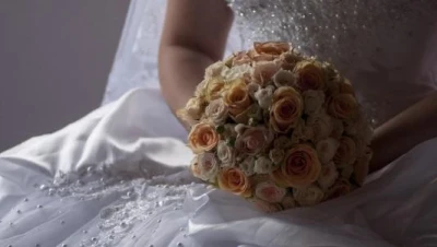 تفسير حلم فستان الزفاف بدون عريس للمتزوجة والعزباء والمطلقة والحامل: آراء ابن سيرين والنابلسي وابن شاهين