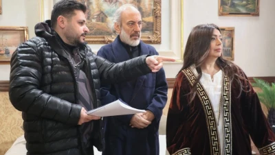 جدل واسع حول تجسيد غسان مسعود لدور "قيصر" في مسلسل عن سجن صيدنايا: بين الفن والسياسة