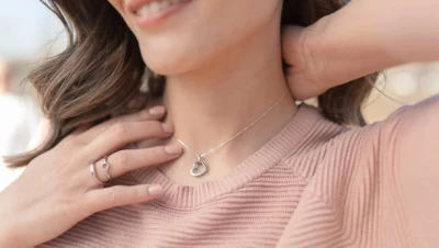 تفسير رؤية قلادة الفضة في المنام