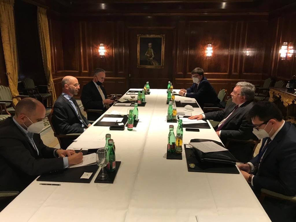 الاتفاق النووي.. اجتماع جديد في فيينا ولقاء أمريكي روسي لإلغاء العقوبات