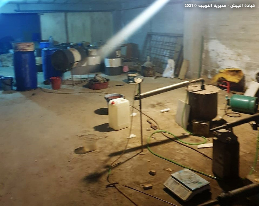 ضبط مصنع لتصنيع "الكبتاجون".. ناشطون: مخدرات "حـزب الله" باقية وتتمدد