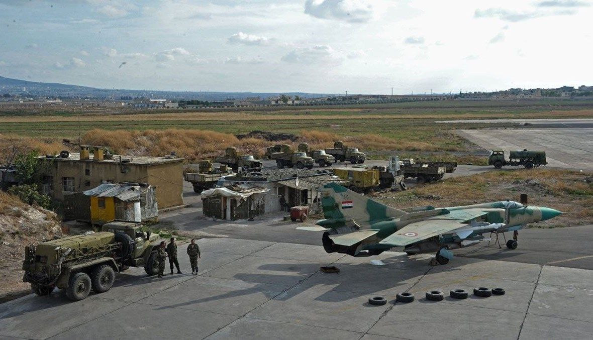 إيران تنقل معدات عسكرية من مطار التيفور إلى الشعيرات بحمص