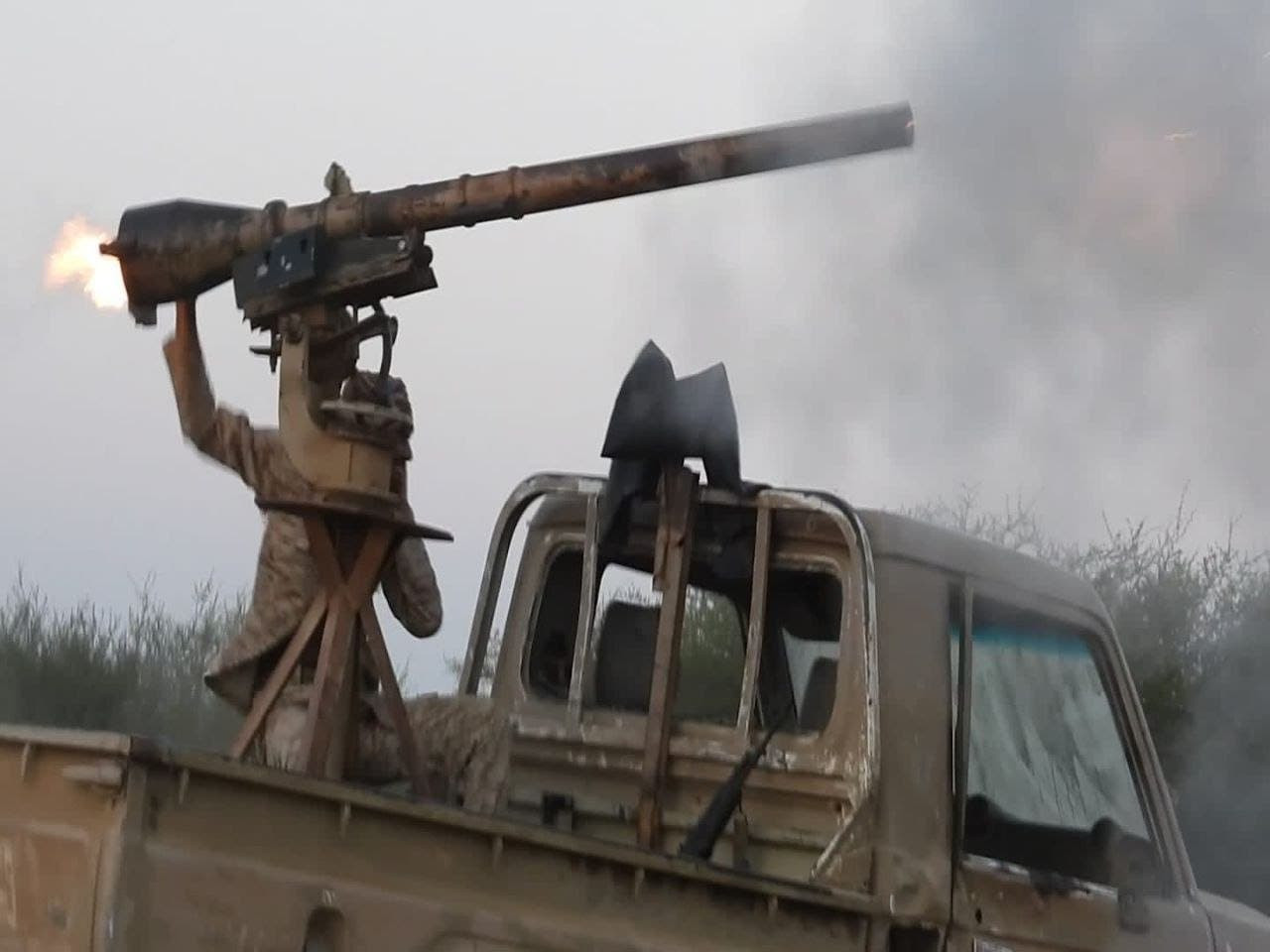 الجيش اليمني يطلق عمليات عسكرية في مأرب (فيديو)