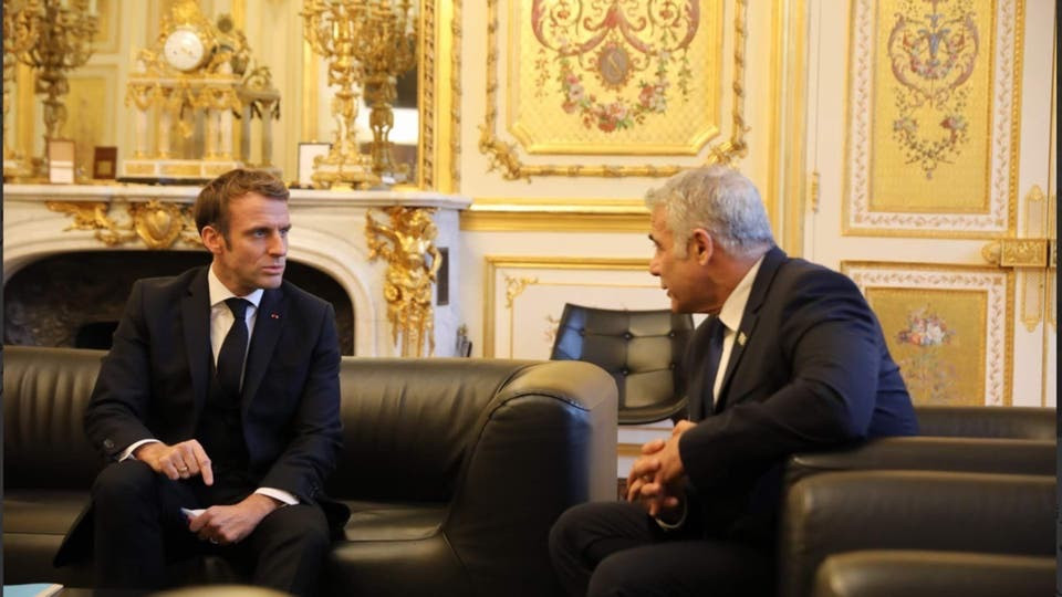 "ماكرون" يؤكد لإسرائيل: فرنسا ملتزمة بمنع إيران من امتلاك السلاح النووي