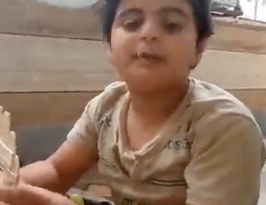 احتجاجات إيرانية أثناء جنازة طفل قتل في إطلاق نار