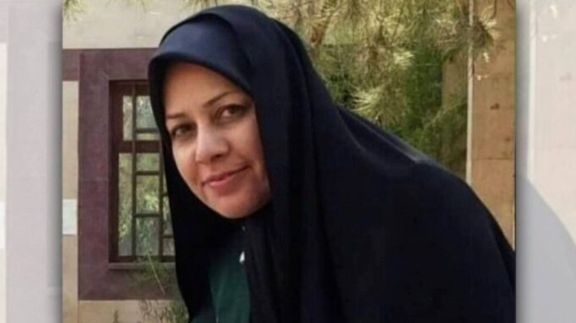 بالفيديو.. ابن شقيقة "خامنئي": لا أعرف مكان شقيقتي بعد اعتقالها