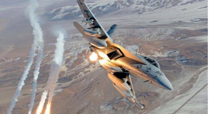 خلفت 17 قتيلا.. ماذا استهدفت أمريكا بغاراتها شرق سوريا؟