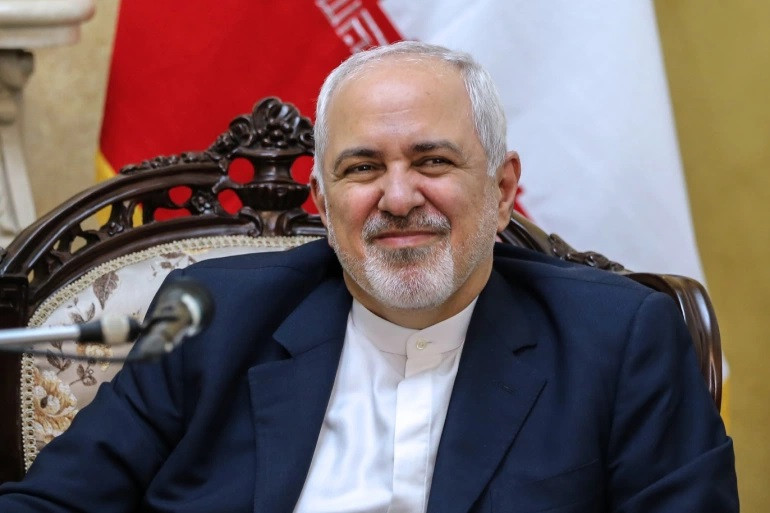 ظريف يقدم اقتراحا لتركيا في سوريا وينتقد وجود قواتها