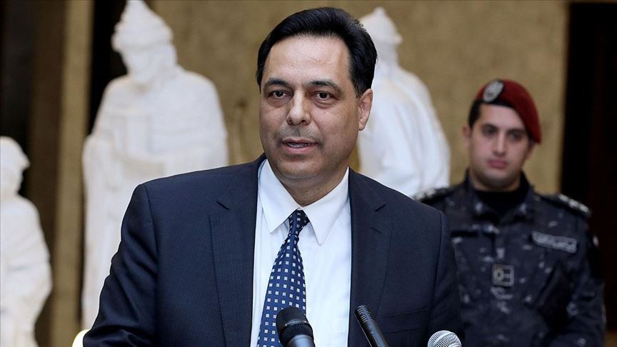 لبنان.. "دياب" و"قاسم": الحكومة "باقية"