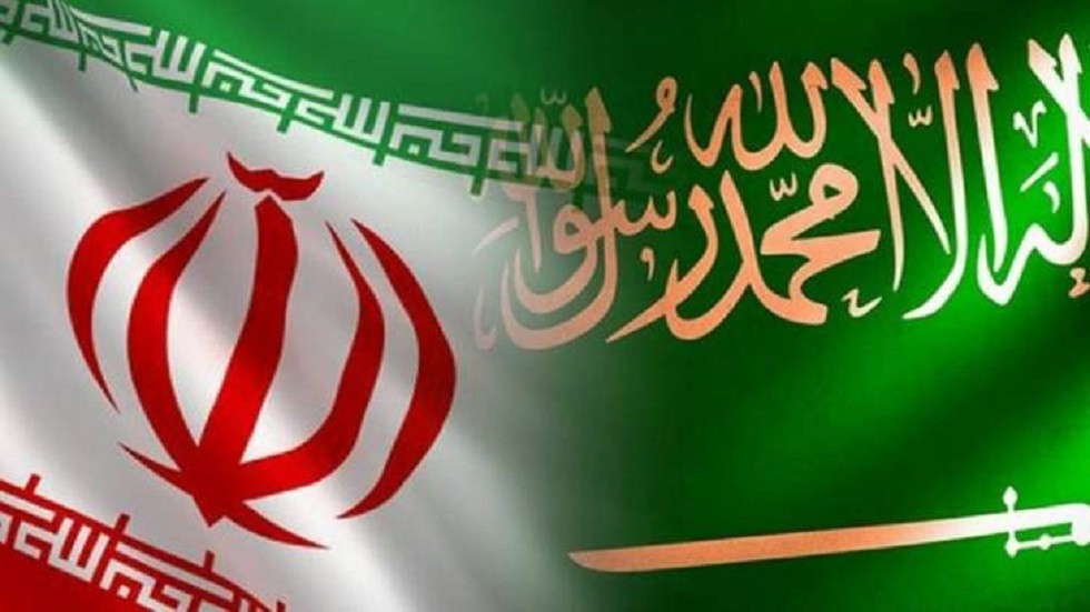 إيران تبعث رسالة إلى ملكي السعودية والبحرين