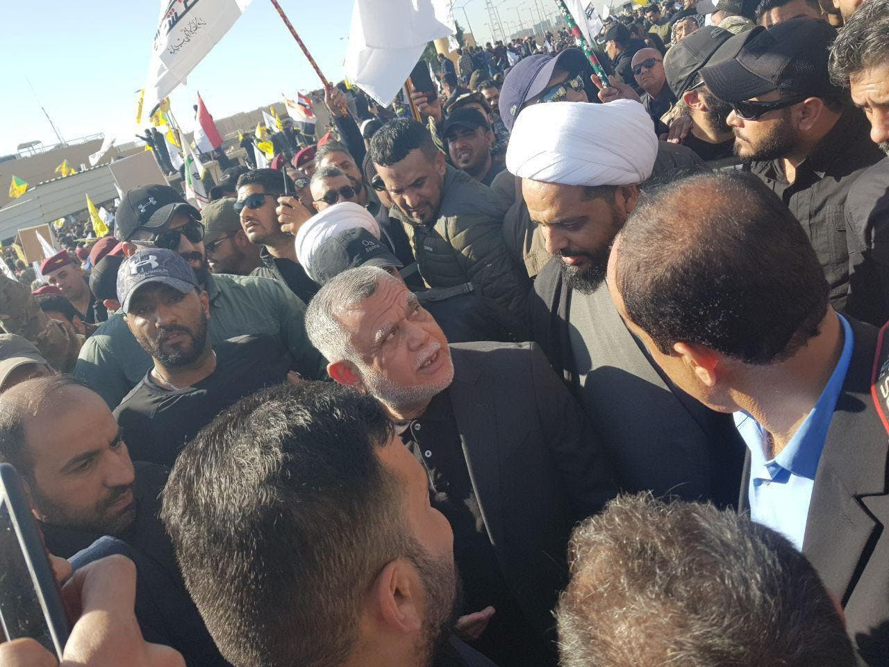 من يقف وراء مهاجمة السفارة الأمريكية في بغداد؟